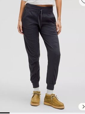 lululemon black dancer jogger